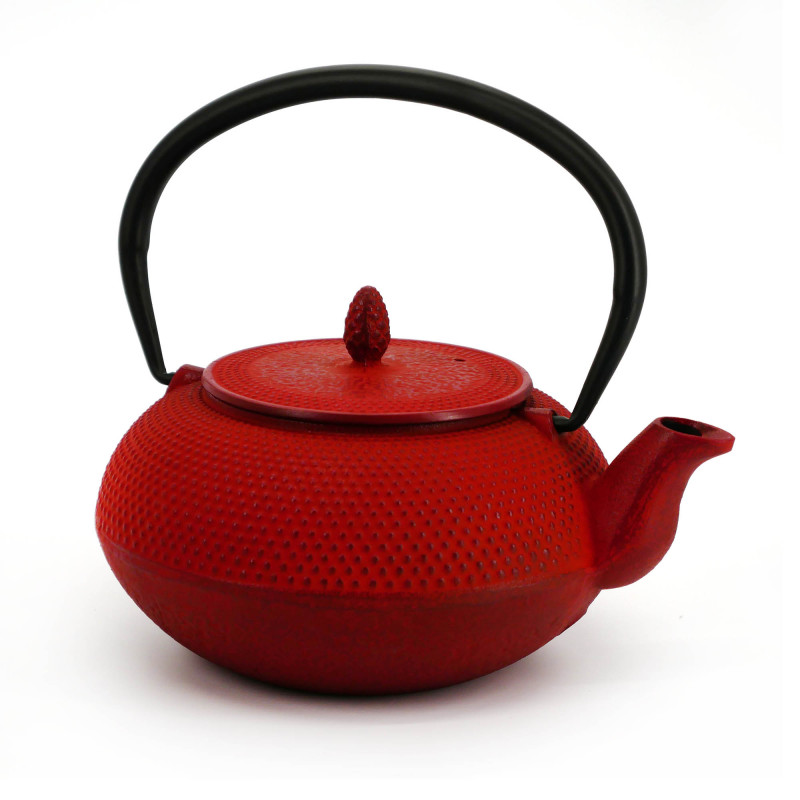 Red enameled Japanese cast iron teapot, ROJI ARARE, 0,9lt