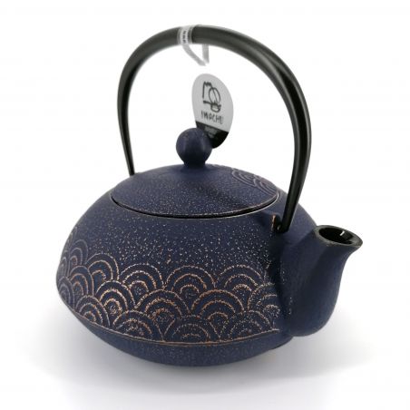 Japanese cast iron teapot - IWACHU KAEDE - 0.65 lt - black gold