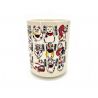 traditional Japanese tea cup with MANEKINEKO designs