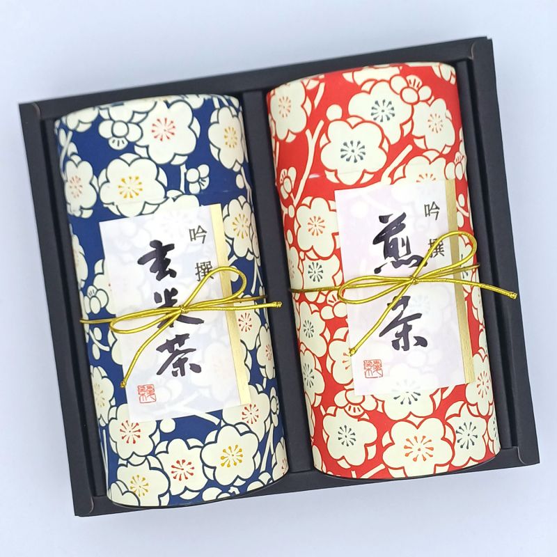Duo of blue and red Japanese tea boxes covered with washi paper, UMEROMAN, 200 g