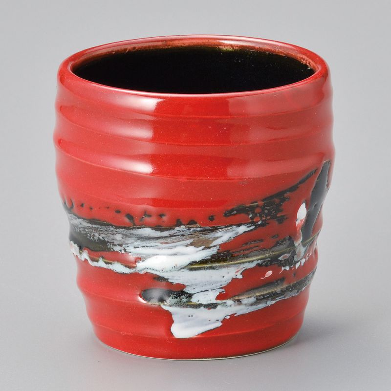 Taza de té japonesa roja de ceramica, HAKE cepillo gris
