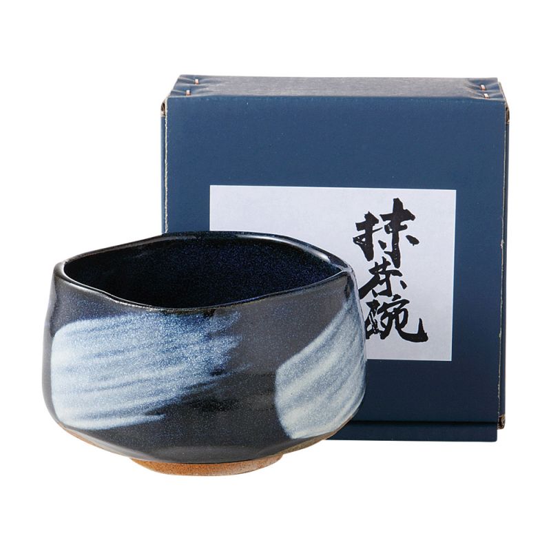 cuenco tradicional japonés de matcha azul en arcilla KON UWAGUSURI SHIROHAKE