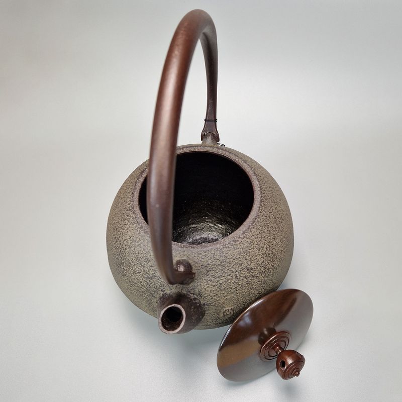 Bouilloire en fonte japonaise couvercle cuivre, 1.5 lt, MARU, bronze