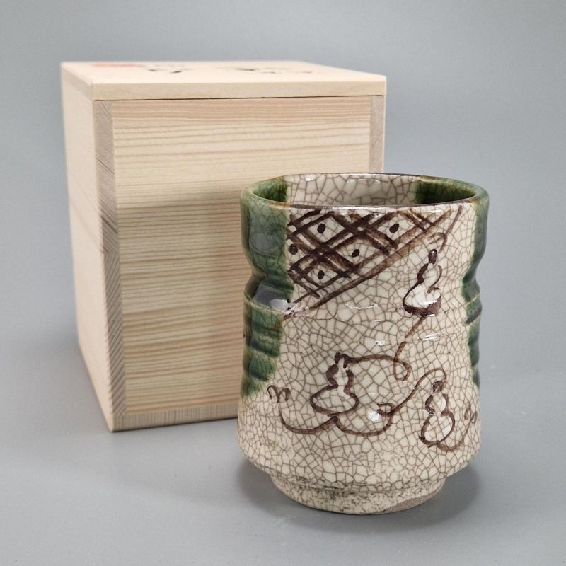 Japanische braune Raku-Keramik-Teetasse mit ORIBE-Muster