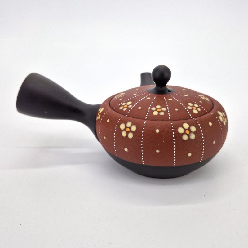 Japanische Kyusu-Teekanne aus rotem und schwarzem Tokoname-Ton mit HANA-Muster, 270 cl