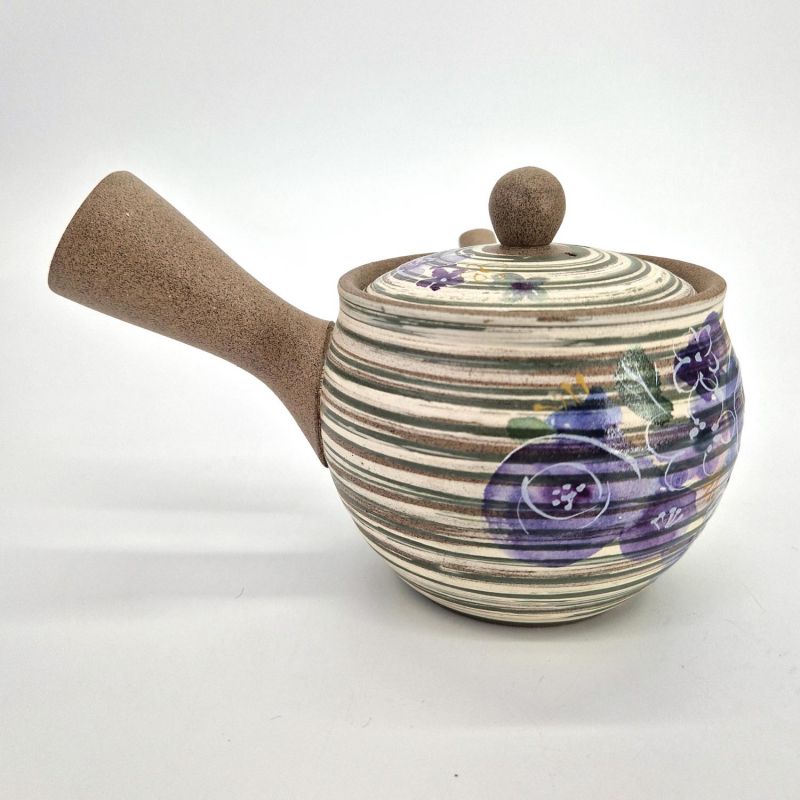 Tetera japonesa kyusu de color gris tierra con estampado de flores moradas, Murasaki no hana, 420 cc