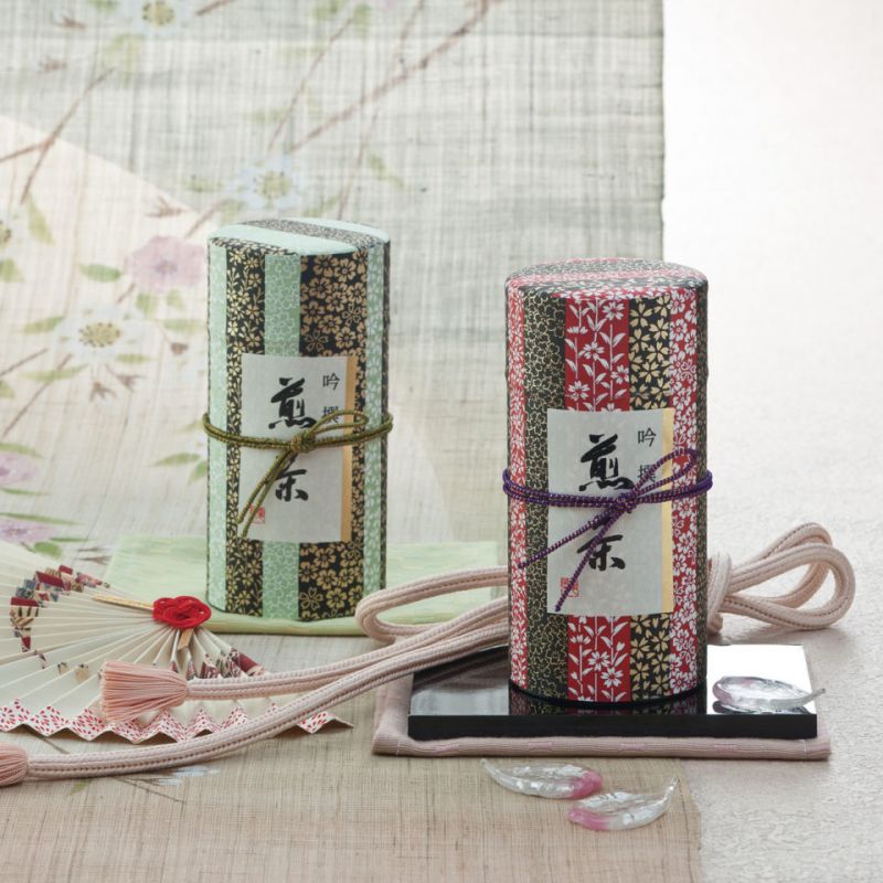 Red Japanese tea box made of washi paper, SAKURA, 200 g