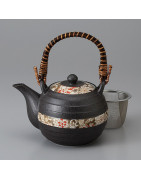 Japanische Keramik-Teekannen - Tradition in Ihrer Reichweite