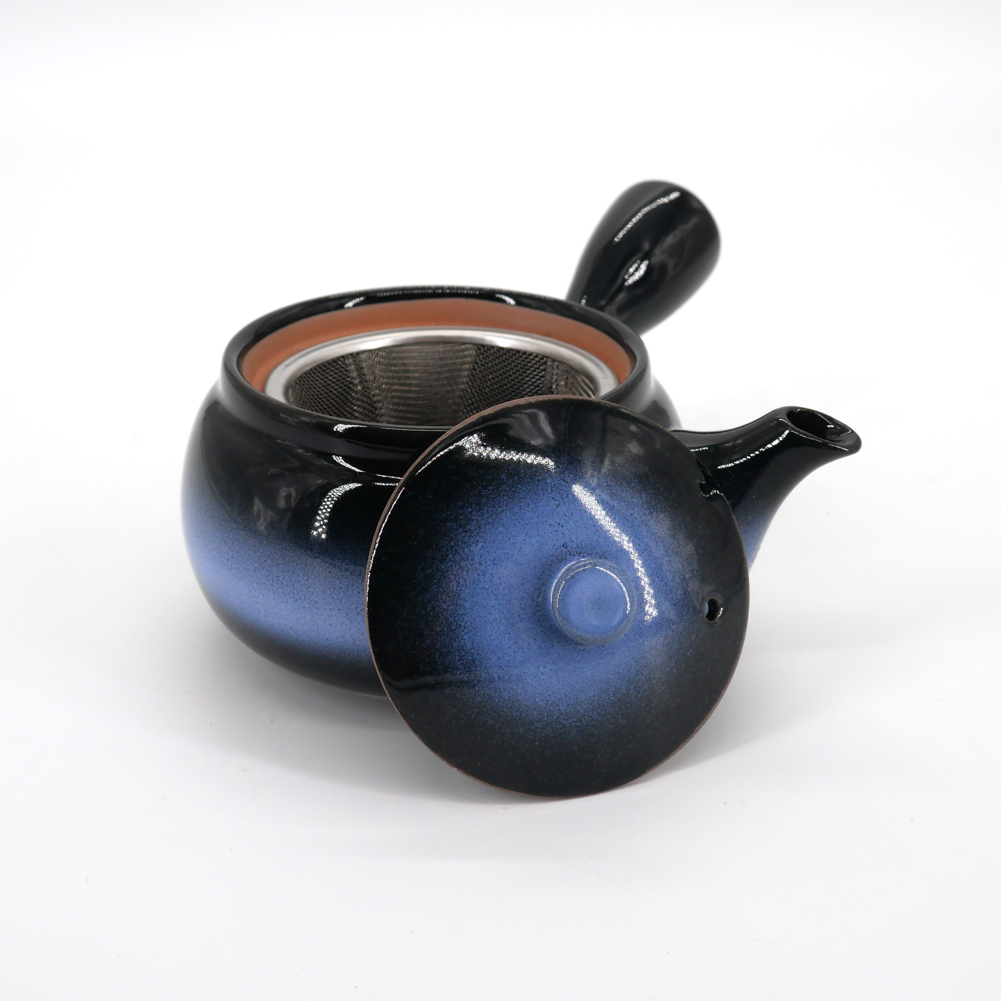 Autor fantasma Gasto tetera azul y negra kyusu japonesa en ceramica AOKURO